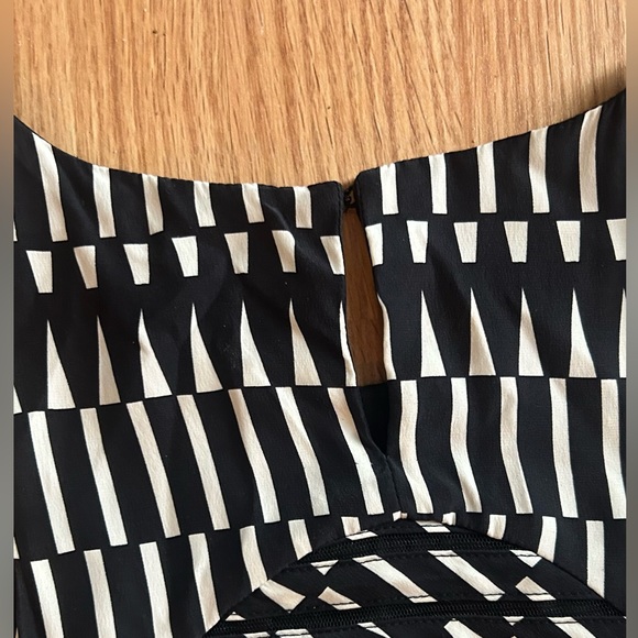 Parker Black & White A-Line Mini Dress. NWT. Size Small - Picture 14 of 14